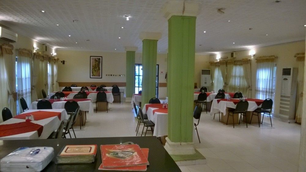 The Manor Hotel Port Harcourt Eksteriør bilde